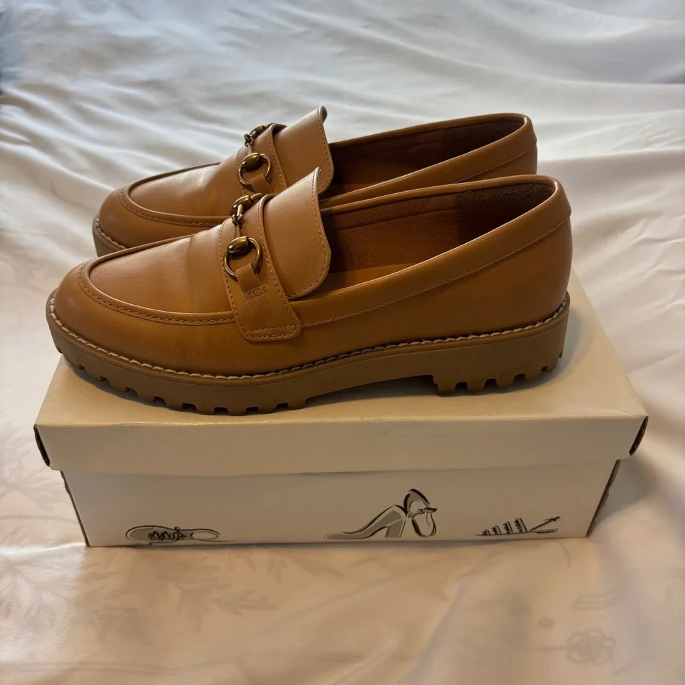 A New Day Danica Lug Sole Horsebit Loafers Tan Brown Memory Foam Shoes Womens 7